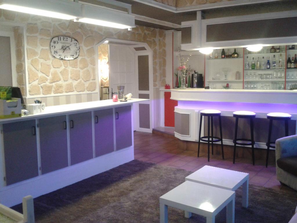 Le Merle Blanc Hôtel Logis Digoin Exterior foto