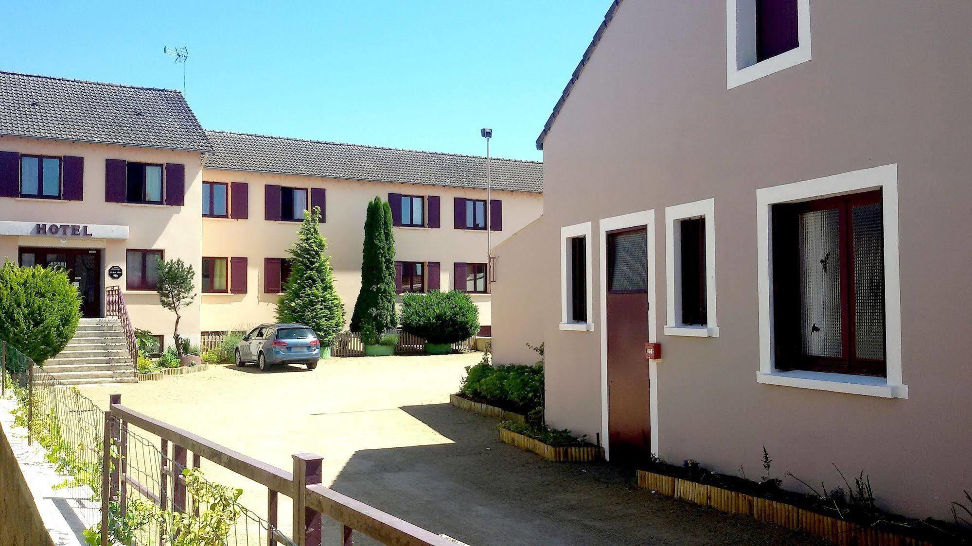 Le Merle Blanc Hôtel Logis Digoin Exterior foto